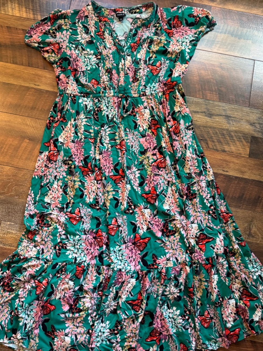 Torrid size 2 (18/20) Green Butterfly Maxi Dress with Pockets